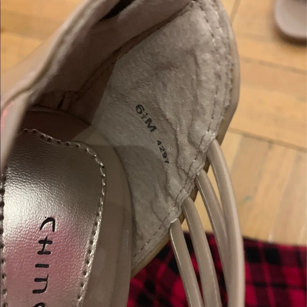 Chinese Laundry Heels - Picture 2 of 4